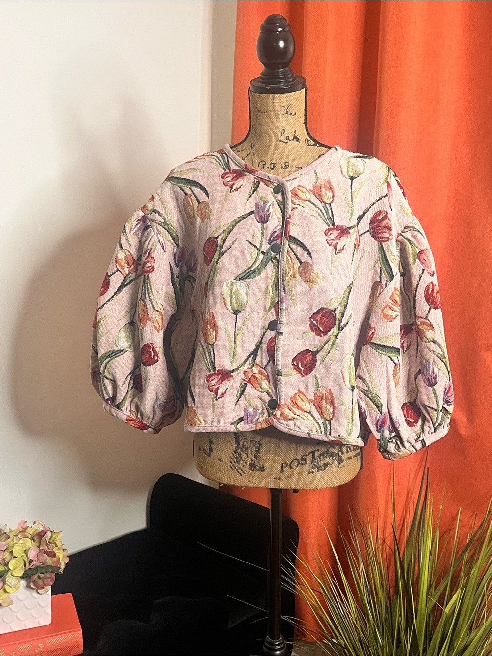 Floral Tulip Print Puff Sleeve Jacket